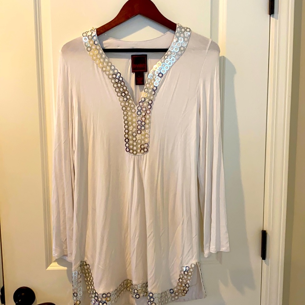Vintage 80’s Tunic in search of a party!